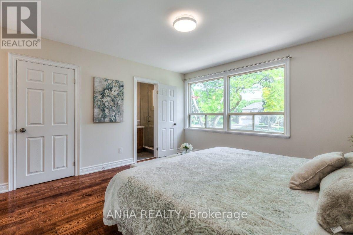 17 Ealing Drive, Toronto, Ontario  M2L 2R4 - Photo 19 - C13806918