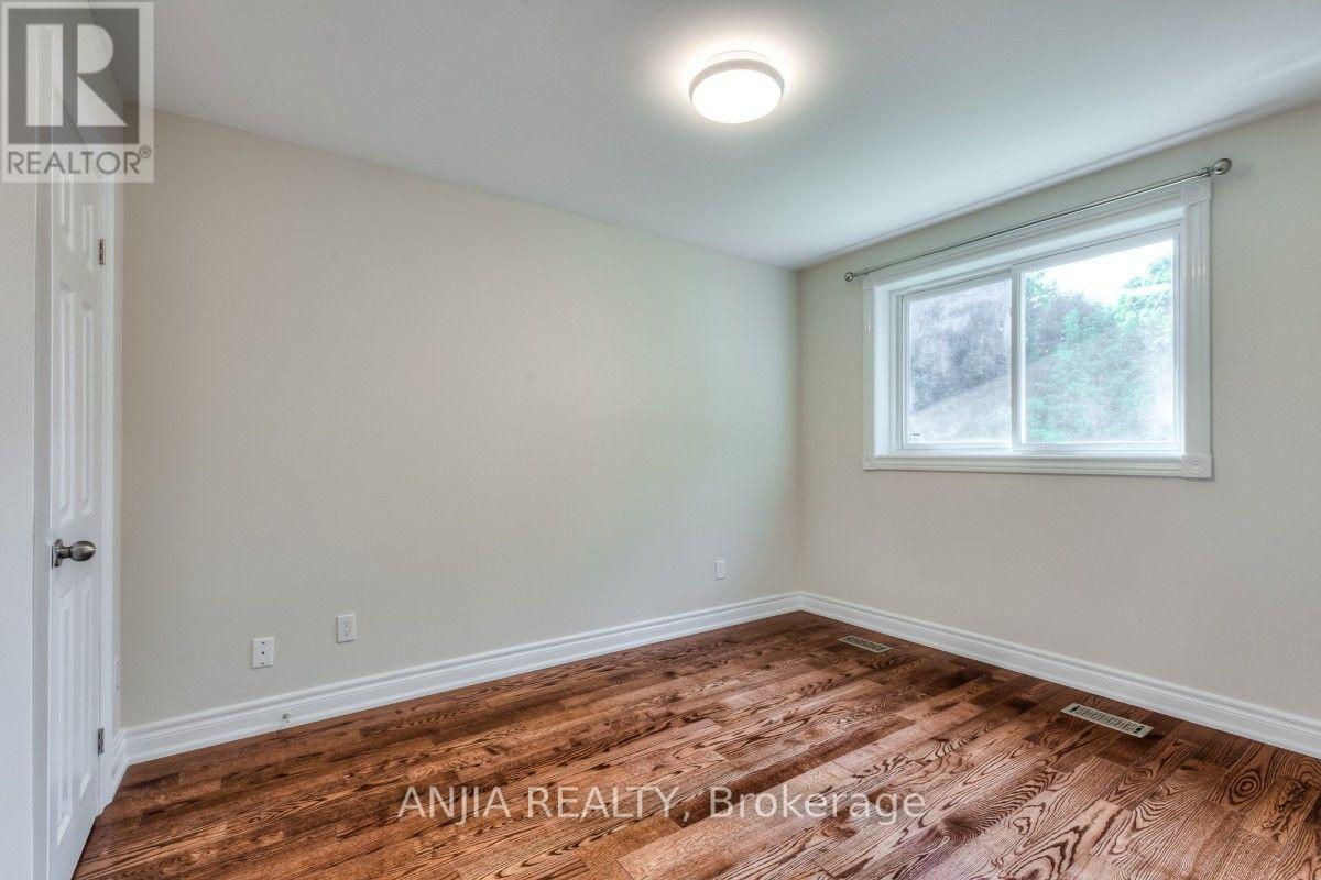 17 Ealing Drive, Toronto, Ontario  M2L 2R4 - Photo 22 - C13806918