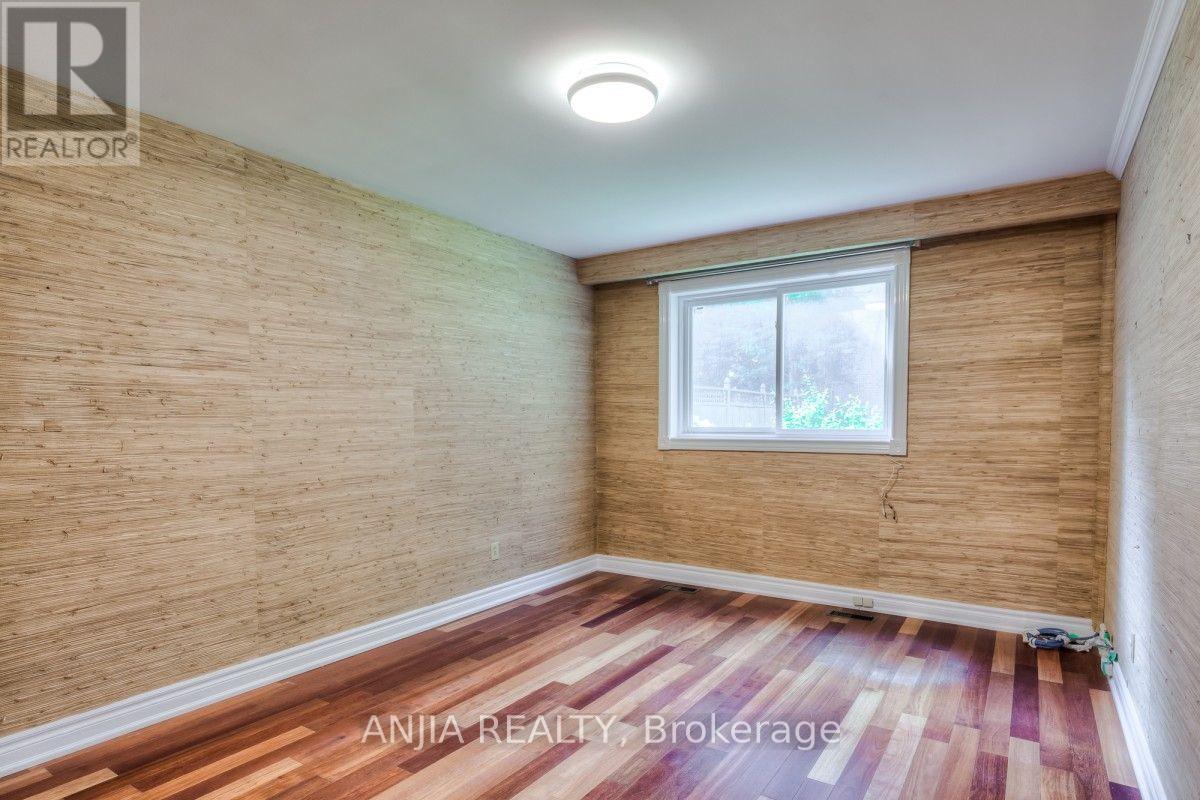17 Ealing Drive, Toronto, Ontario  M2L 2R4 - Photo 26 - C13806918