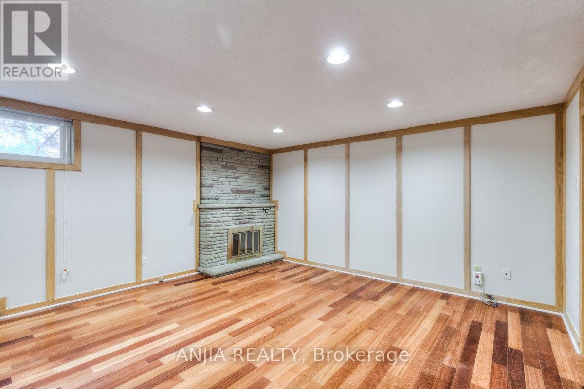 17 Ealing Drive, Toronto, Ontario  M2L 2R4 - Photo 30 - C13806918