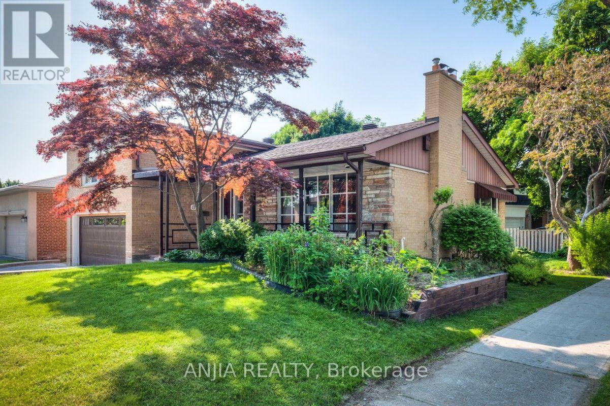 17 Ealing Drive, Toronto, Ontario  M2L 2R4 - Photo 37 - C13806918
