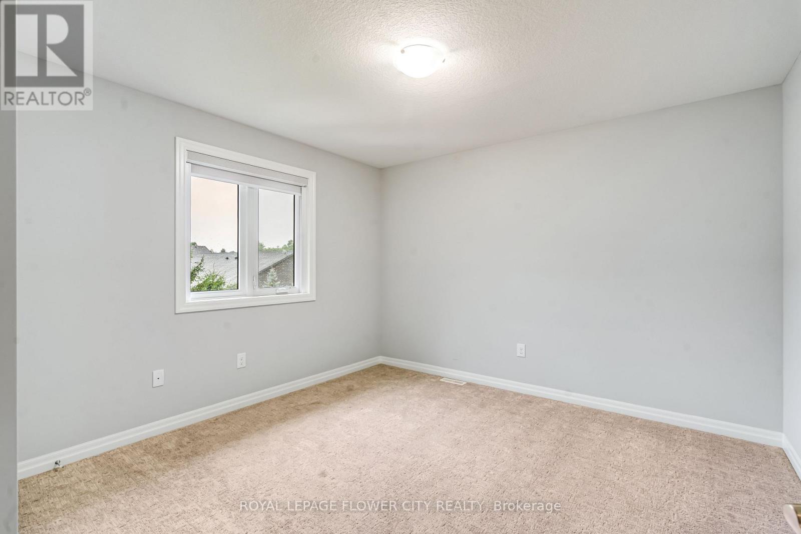 2551 Terry Fox Court, Strathroy-Caradoc, Ontario  N0L 1W0 - Photo 39 - X13782484