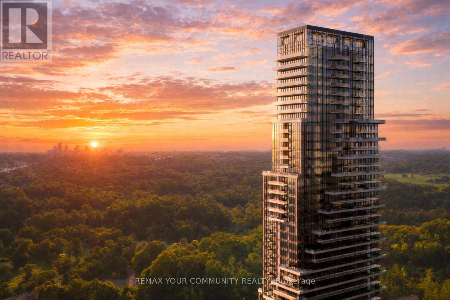 110 - 10 INN ON THE PARK DRIVE, Toronto, Ontario