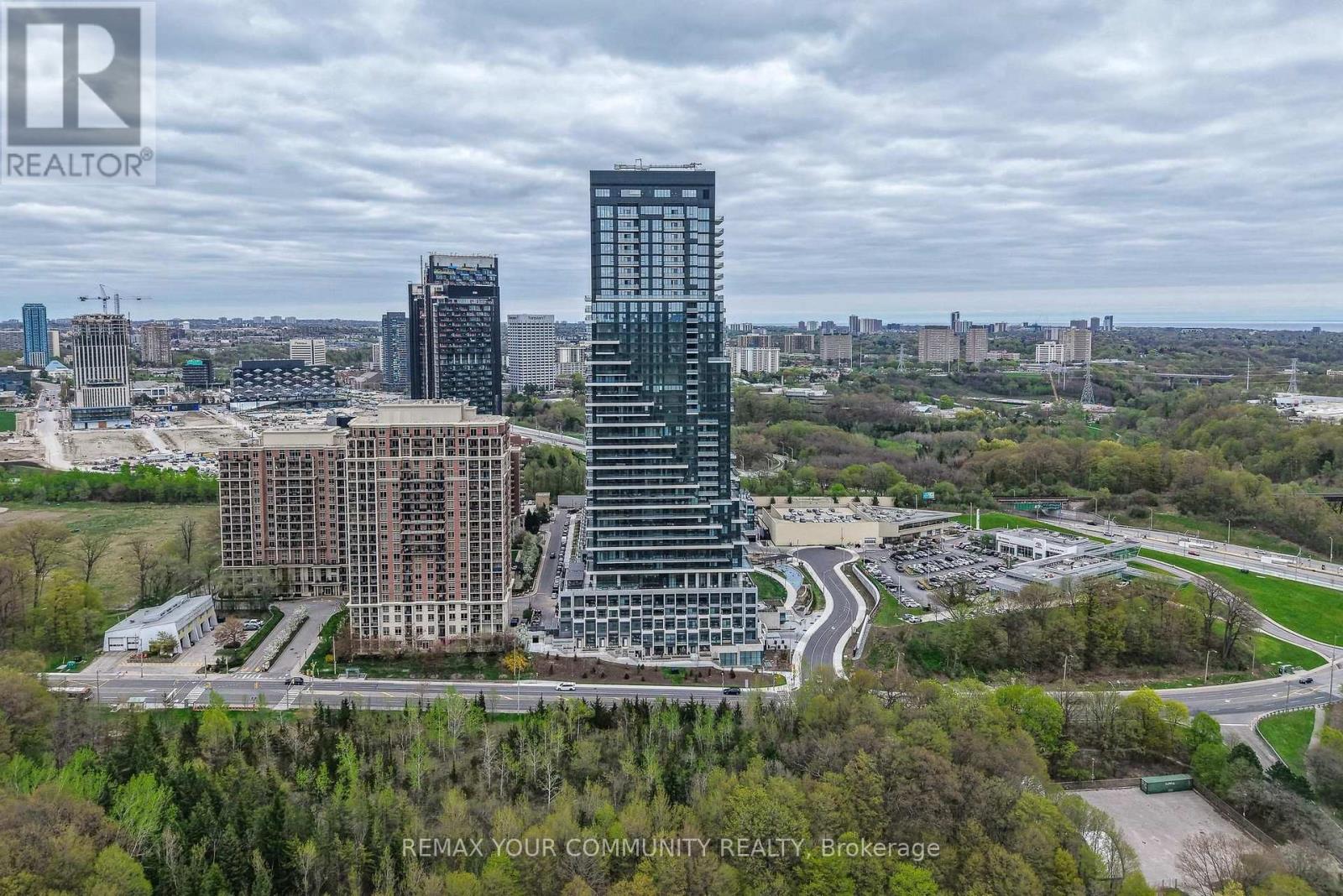 110 - 10 Inn On The Park Drive, Toronto, Ontario  M3C 0P9 - Photo 42 - C13806370