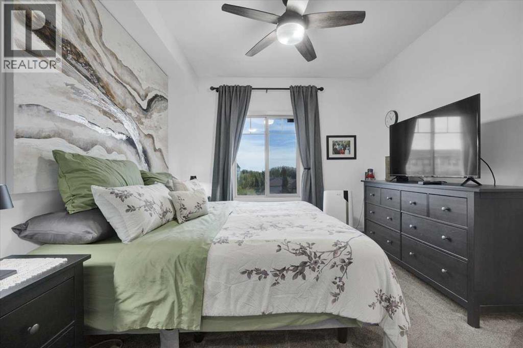 2408, 92 Crystal Shores photo 18