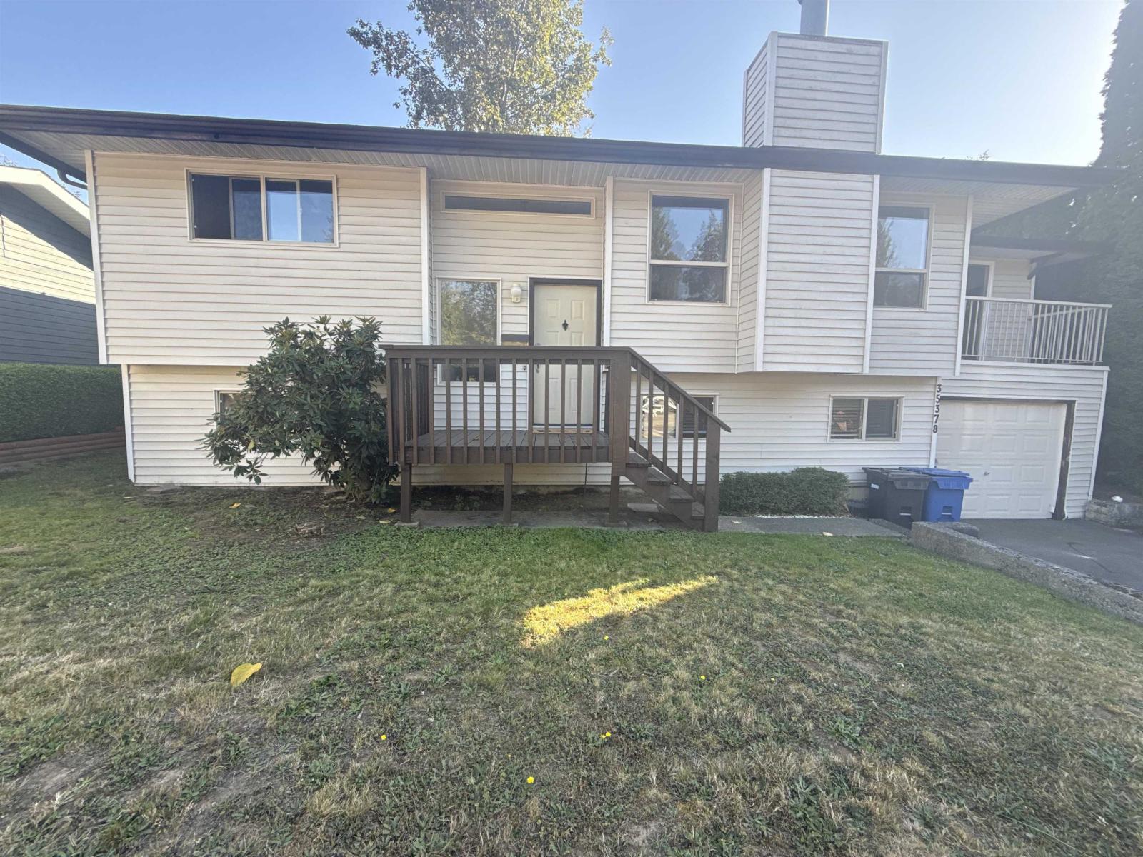 35378 Wells Gray Avenue, Abbotsford, British Columbia  V2S 5W9 - Photo 3 - R3155552