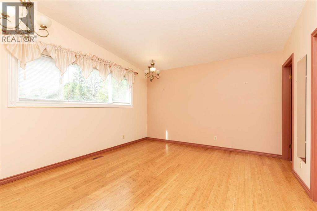 317 Laval Boulevard W, Lethbridge, Alberta  T1K 3W6 - Photo 22 - A2344994