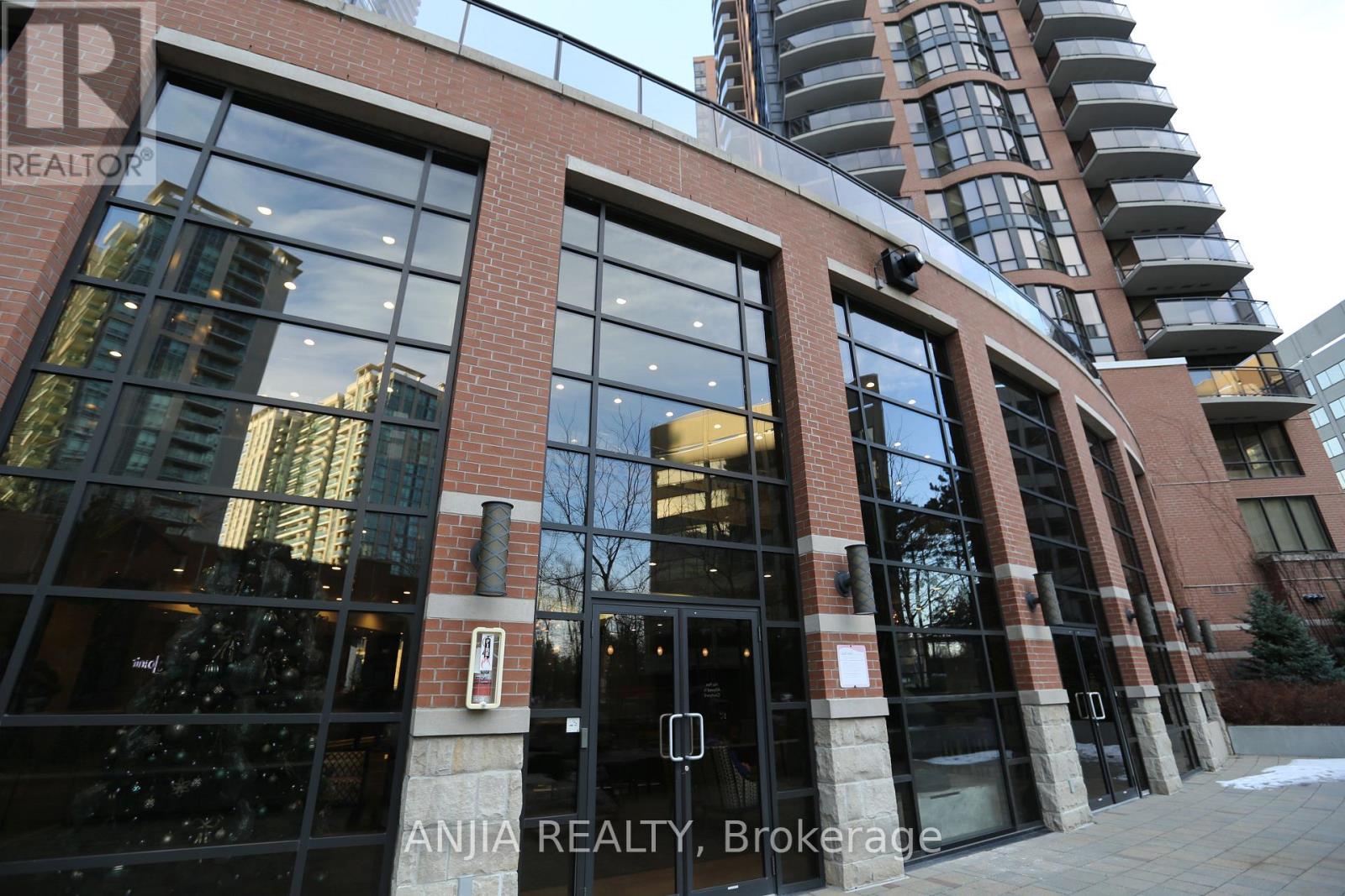 33 Sheppard Avenue E, Toronto, Ontario M2N 7K1 - Photo 2 - C13806932