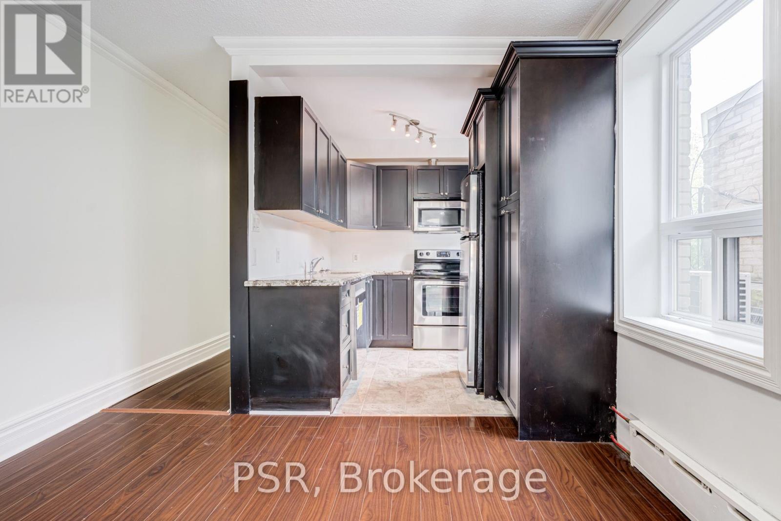 2 - 2 Craighurst Avenue, Toronto, Ontario  M4R 1J8 - Photo 7 - C13806950
