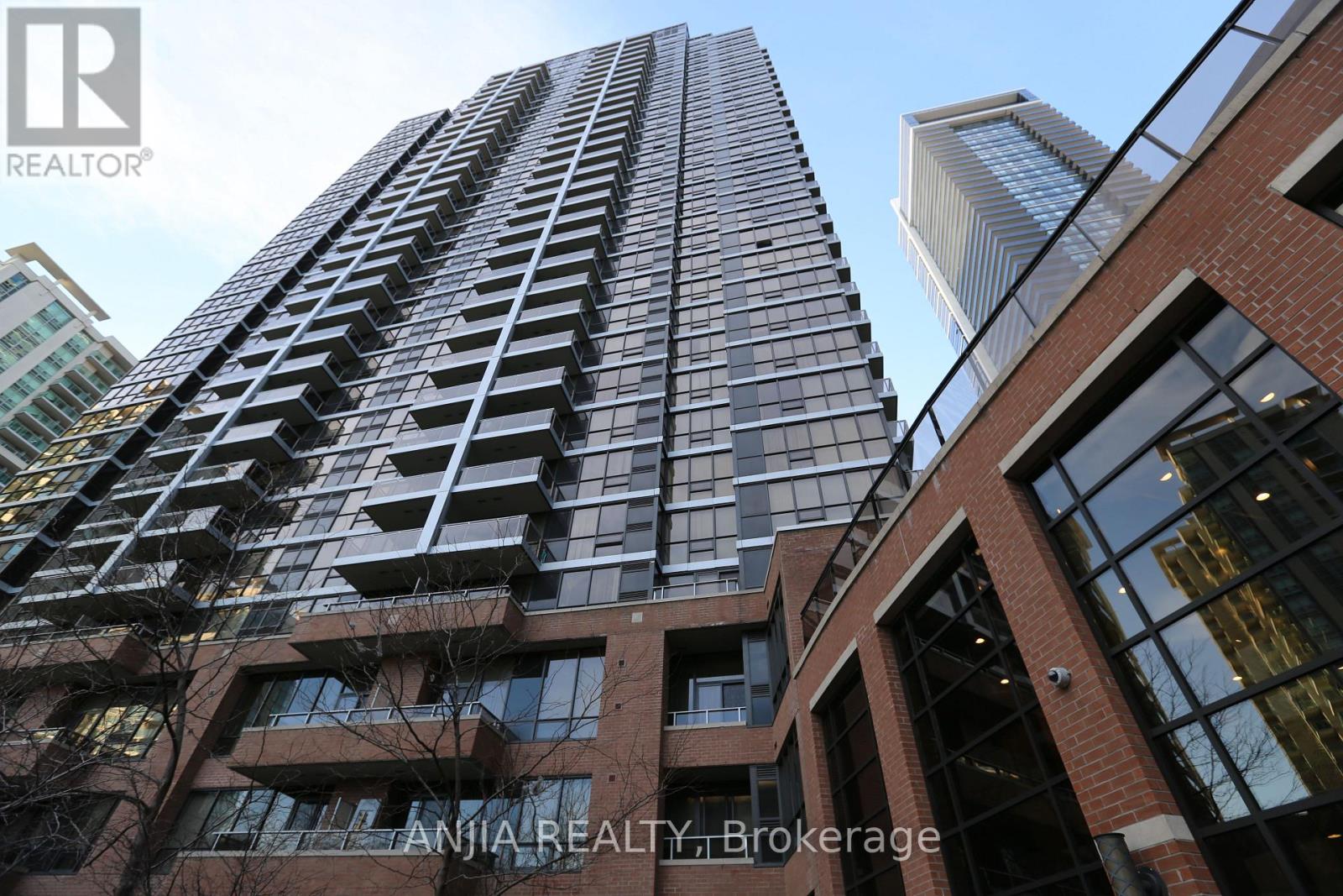 2010 - 33 Sheppard Avenue, Toronto, Ontario  M2N 7K1 - Photo 2 - C13806954
