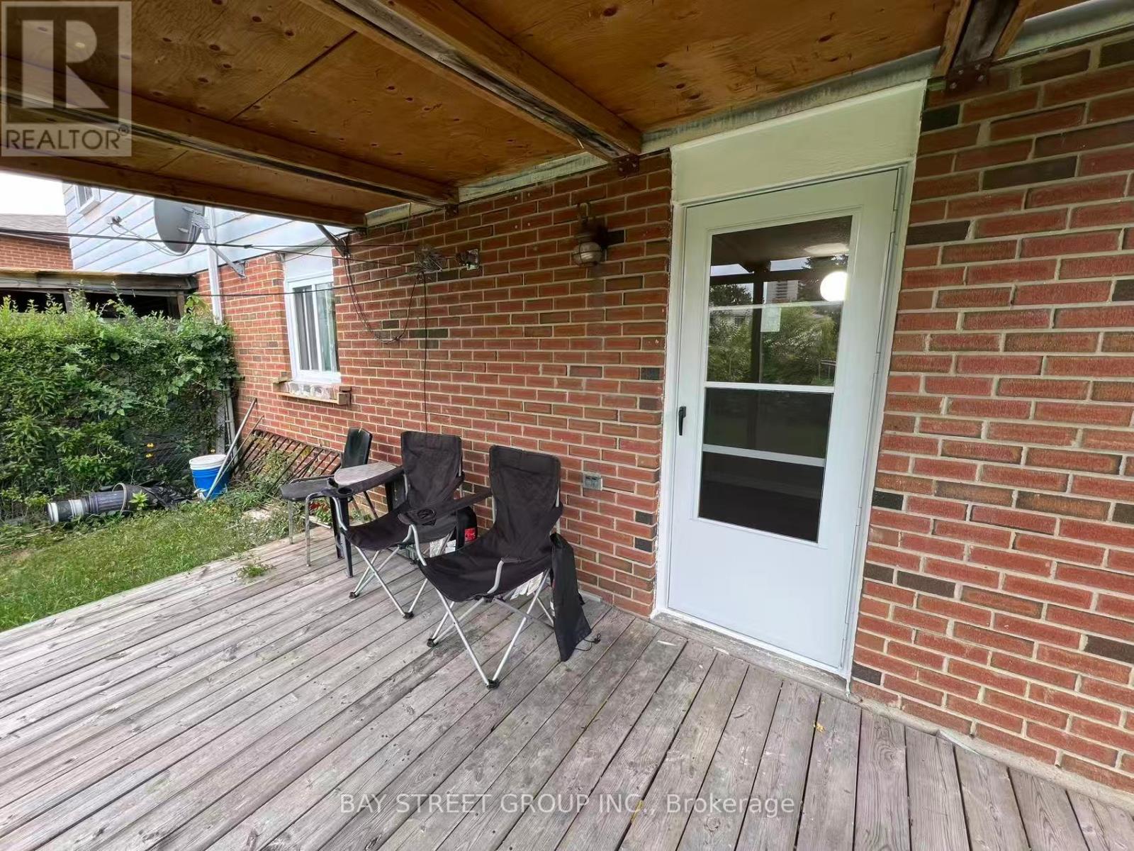 Ground Floor - 118 Hildenboro Square, Toronto, Ontario  M1W 1Y3 - Photo 10 - E13806934