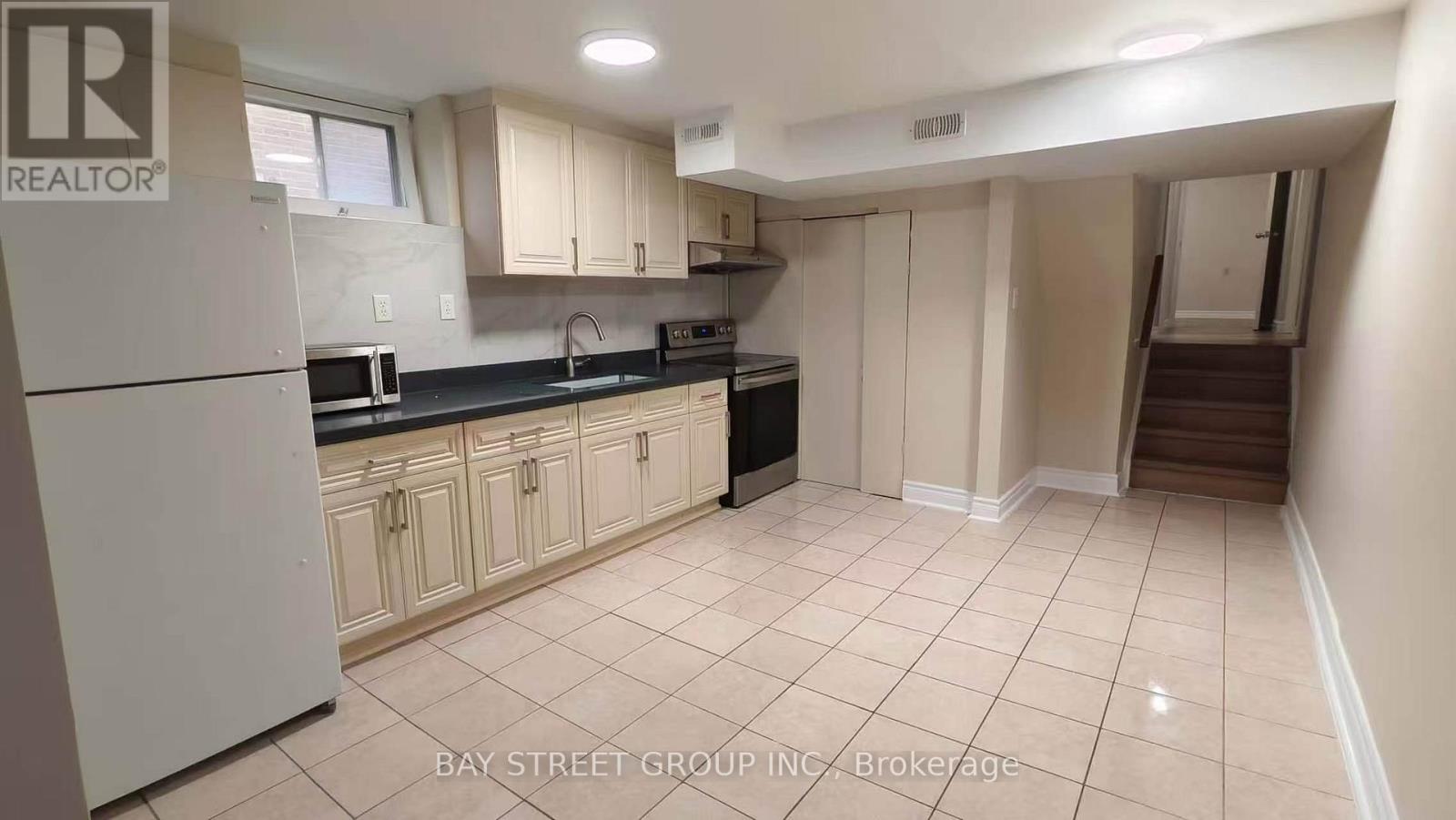 Ground Floor - 118 Hildenboro Square, Toronto, Ontario  M1W 1Y3 - Photo 14 - E13806934