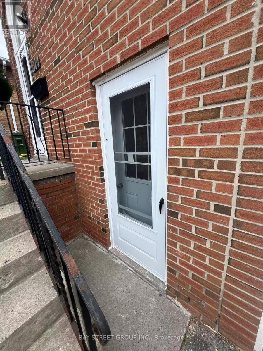Ground Floor - 118 Hildenboro Square, Toronto, Ontario  M1W 1Y3 - Photo 15 - E13806934
