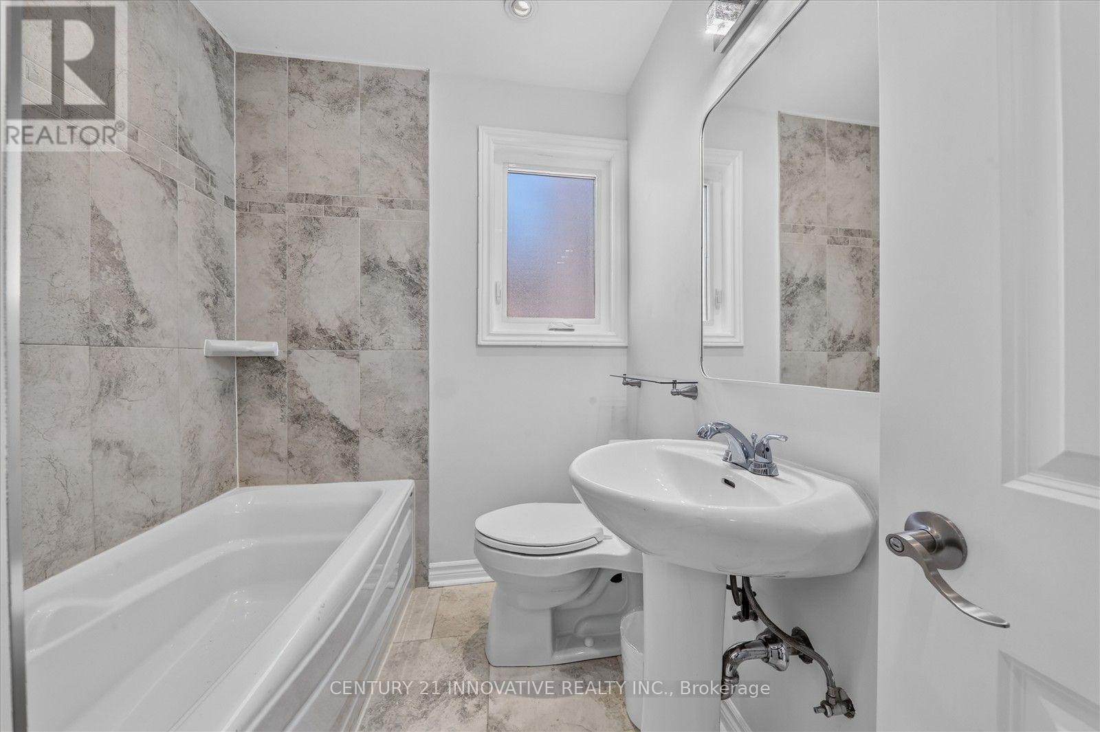 Main - 68 Cree Avenue N, Toronto, Ontario  M1M 1Z6 - Photo 11 - E13806938