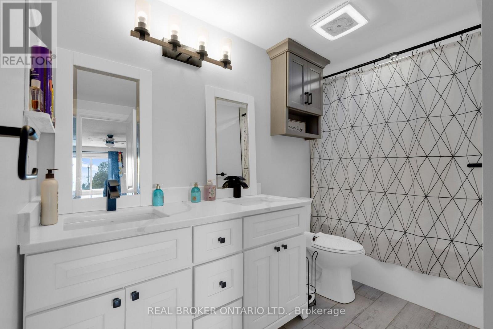 37 Hickling Trail, Barrie, Ontario  L4M 5S5 - Photo 22 - S13790642