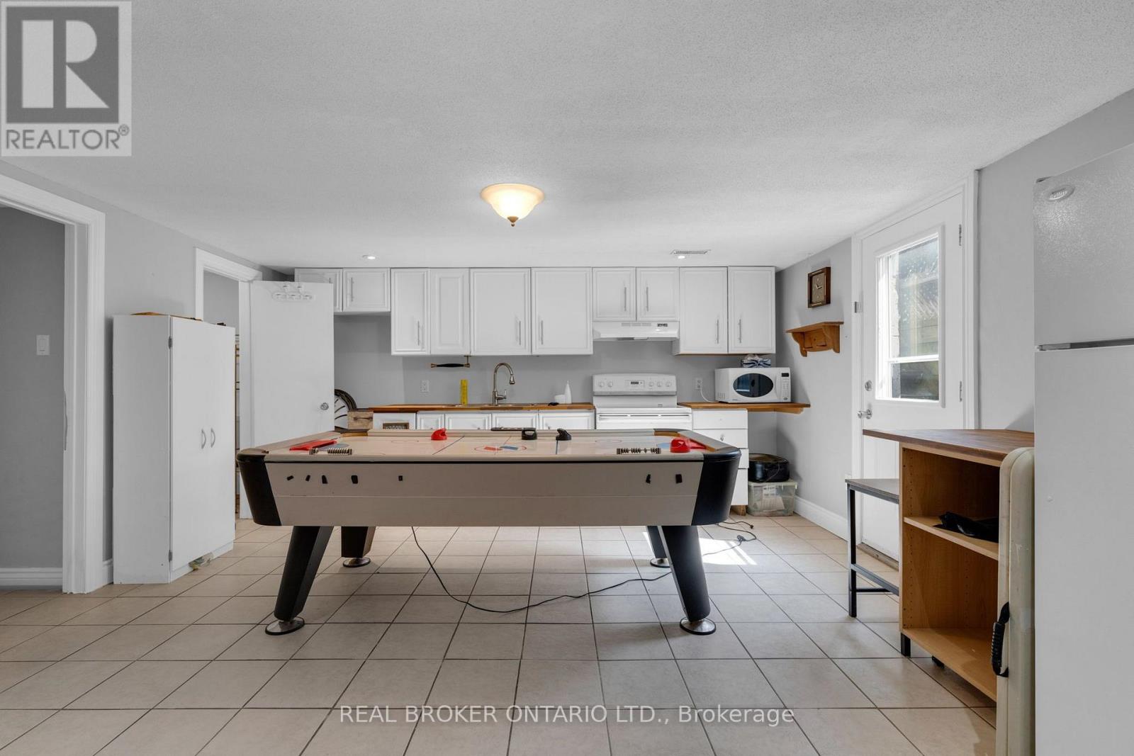 37 Hickling Trail, Barrie, Ontario  L4M 5S5 - Photo 27 - S13790642