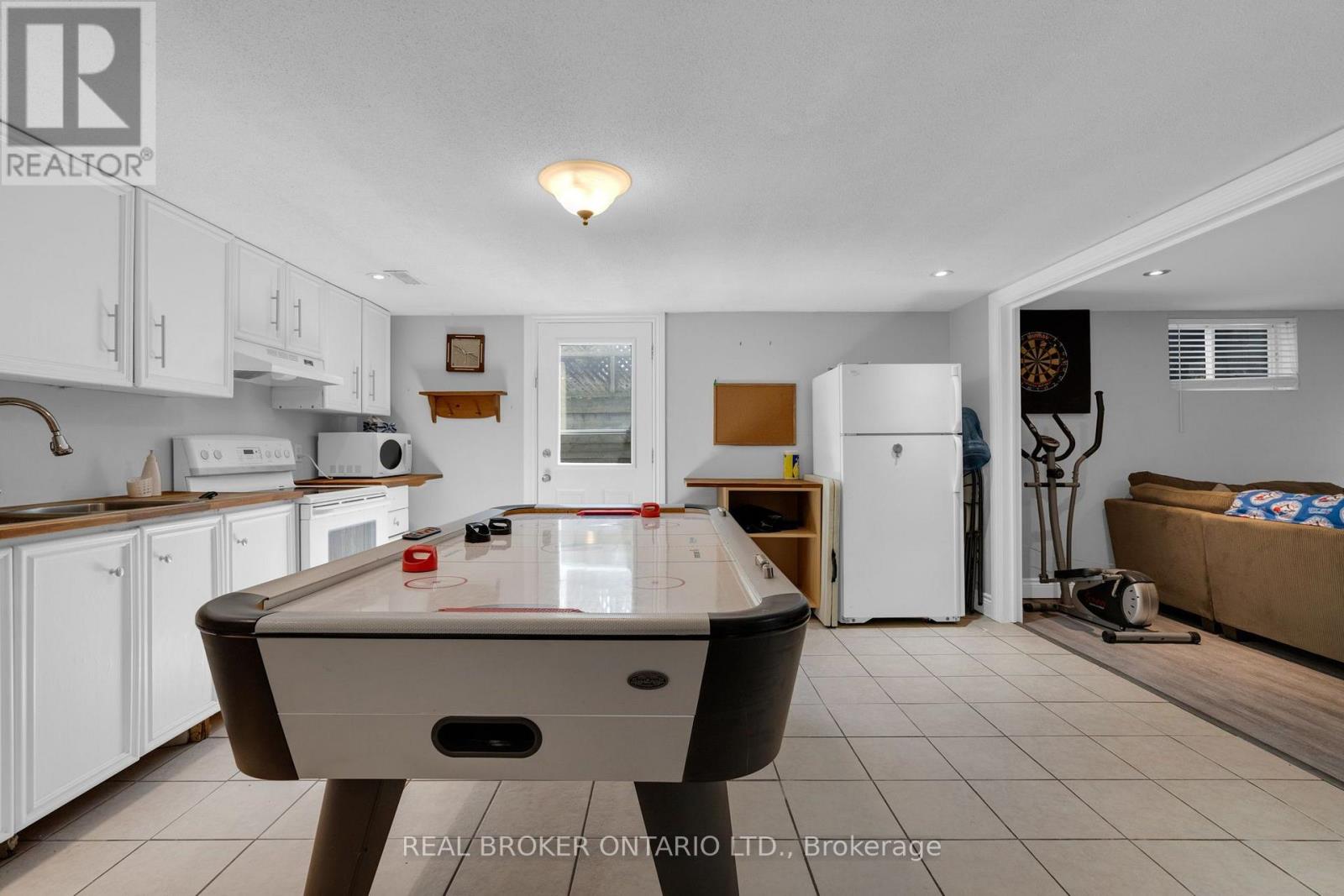 37 Hickling Trail, Barrie, Ontario  L4M 5S5 - Photo 28 - S13790642