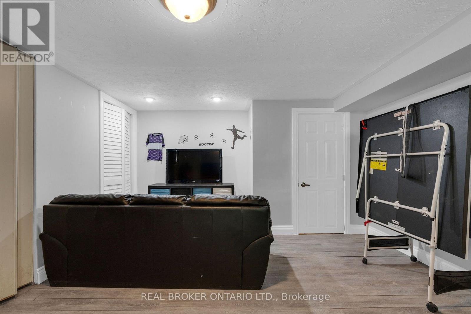 37 Hickling Trail, Barrie, Ontario  L4M 5S5 - Photo 31 - S13790642