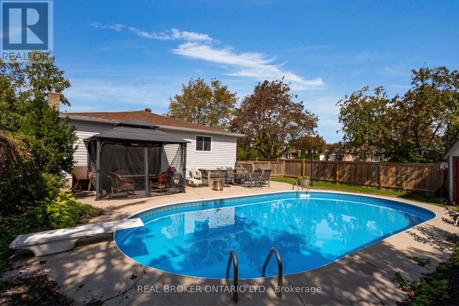37 Hickling Trail, Barrie, Ontario  L4M 5S5 - Photo 39 - S13790642