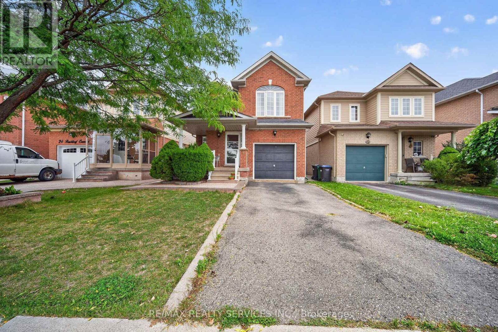 26 Peachleaf Crescent S, Brampton, Ontario  L7A 2B2 - Photo 3 - W13806940
