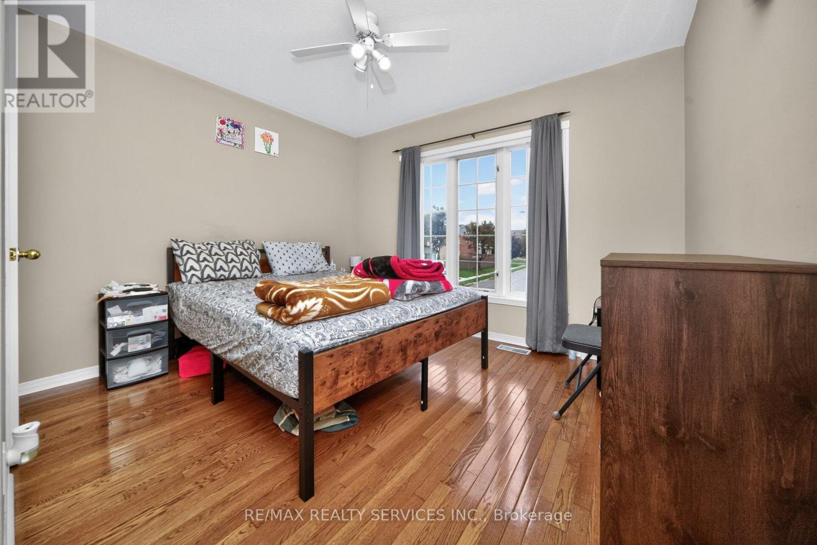26 Peachleaf Crescent S, Brampton, Ontario  L7A 2B2 - Photo 31 - W13806940