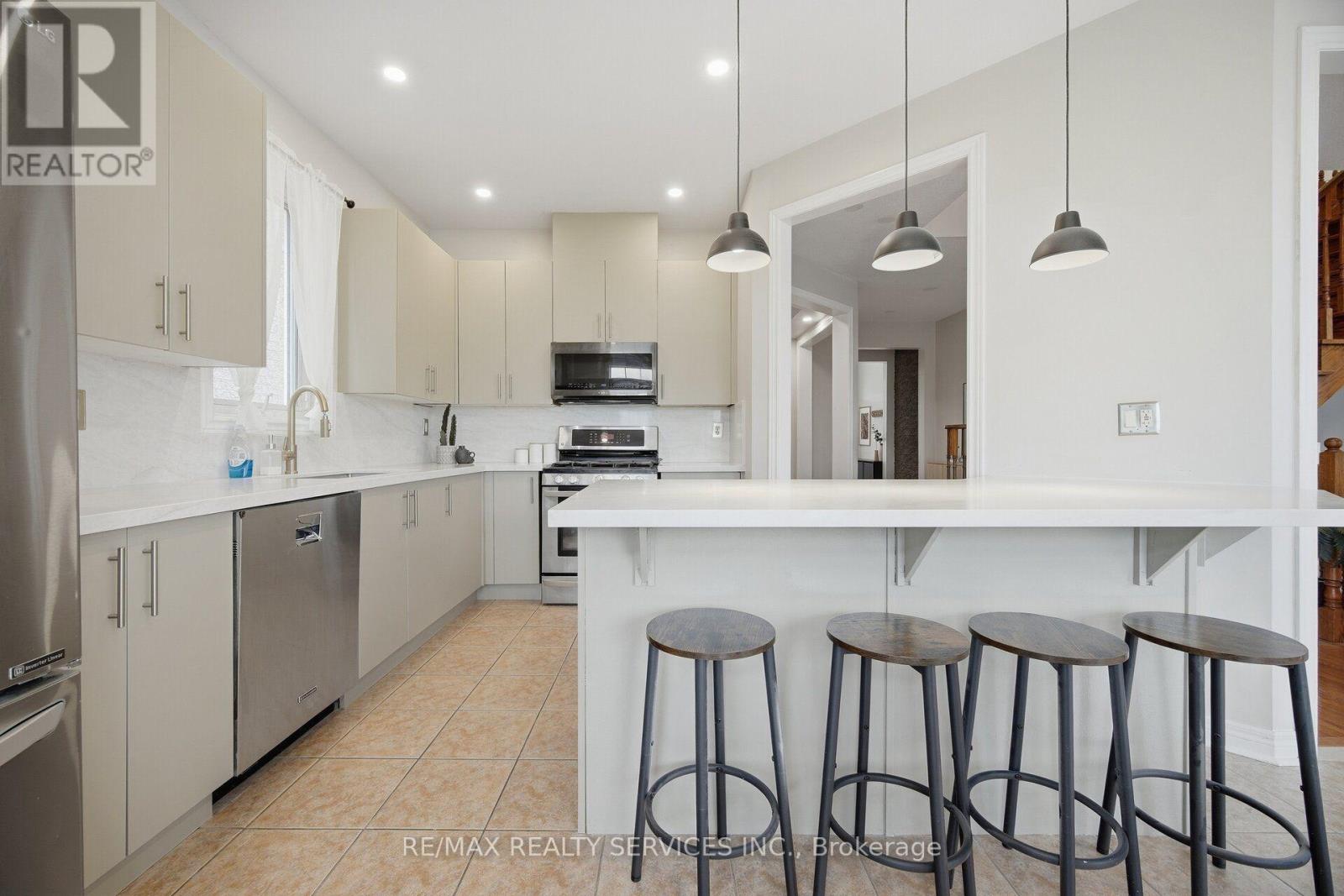 100 Southlake Boulevard, Brampton, Ontario  L6V 4P2 - Photo 4 - W13806946