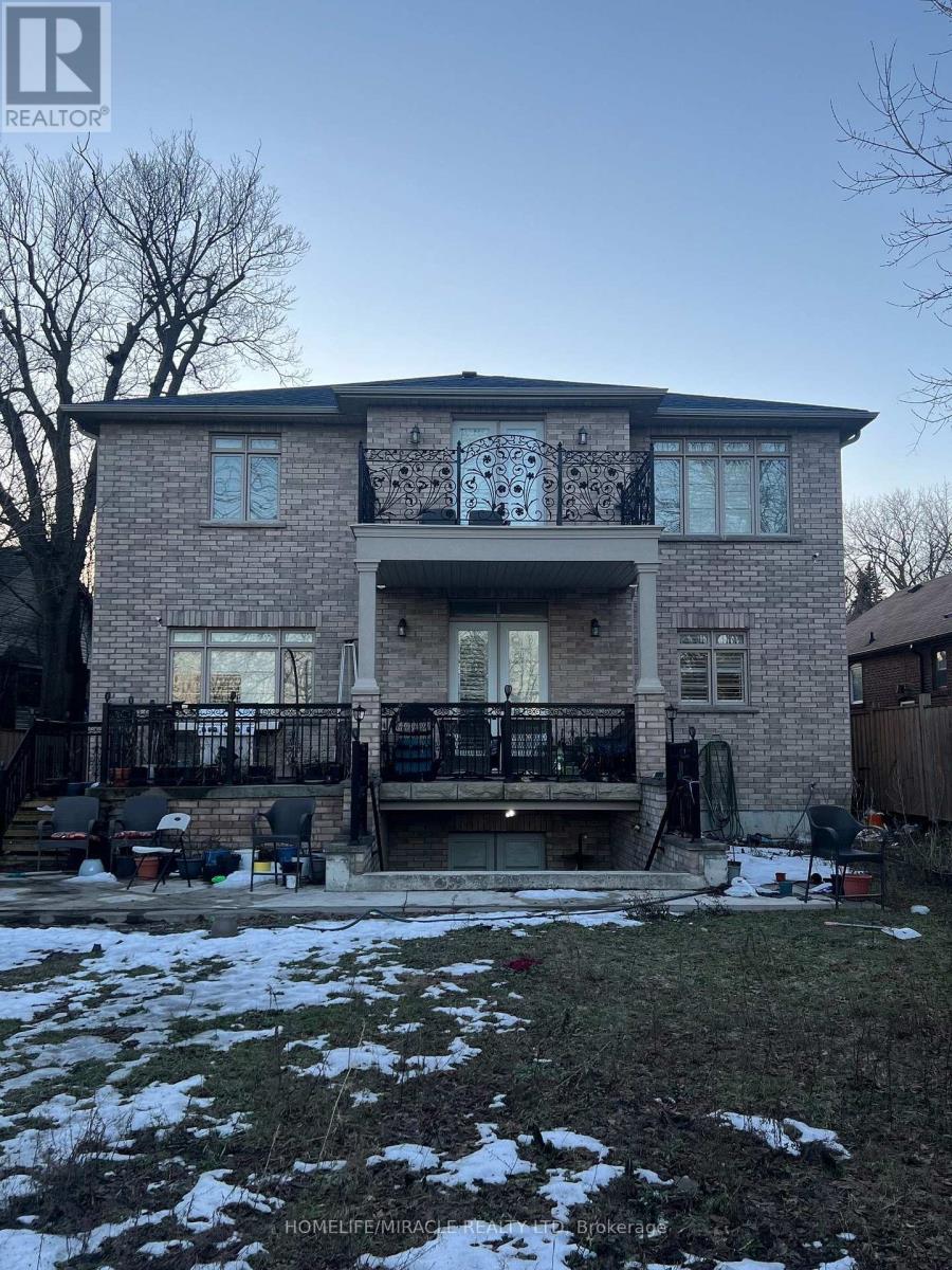 35 Drake Crescent, Toronto, Ontario  M1M 1A3 - Photo 19 - E13733308
