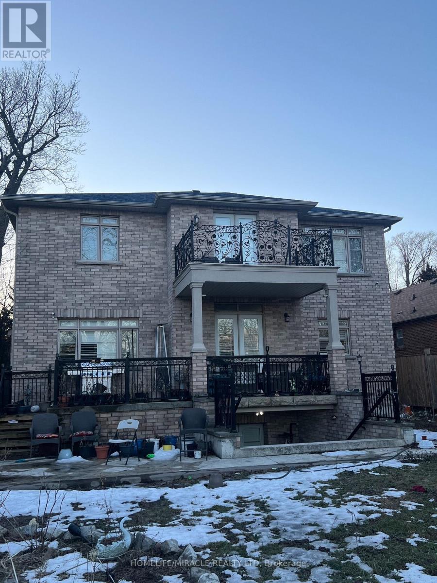 35 Drake Crescent, Toronto, Ontario  M1M 1A3 - Photo 20 - E13733308