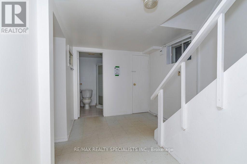 17 Huddleston Court, Toronto, Ontario  M1L 4L1 - Photo 25 - E13797766