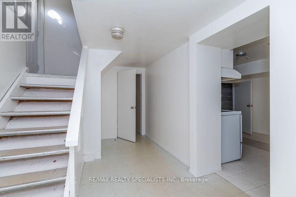 17 Huddleston Court, Toronto, Ontario  M1L 4L1 - Photo 26 - E13797766
