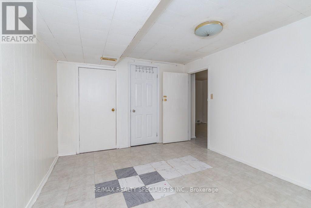 17 Huddleston Court, Toronto, Ontario  M1L 4L1 - Photo 33 - E13797766