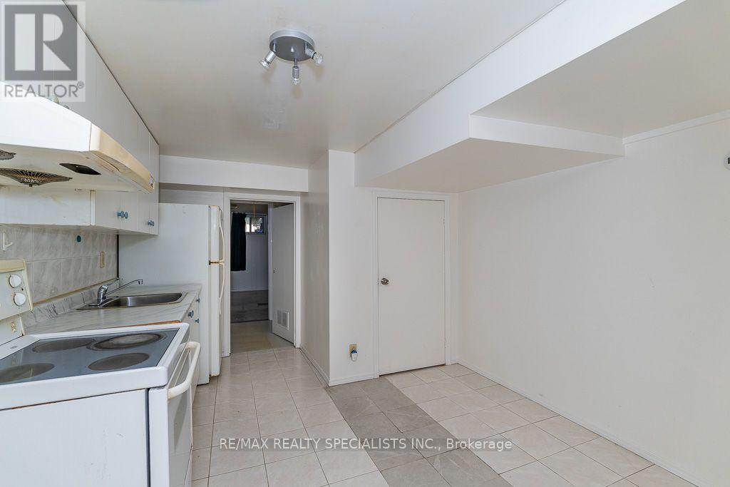 17 Huddleston Court, Toronto, Ontario  M1L 4L1 - Photo 28 - E13797766