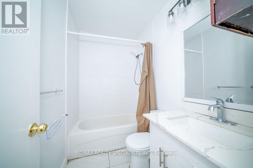 17 Huddleston Court, Toronto, Ontario  M1L 4L1 - Photo 22 - E13797766