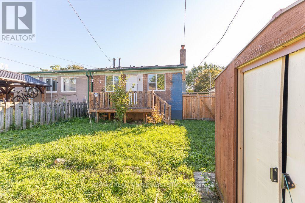 17 Huddleston Court, Toronto, Ontario  M1L 4L1 - Photo 41 - E13797766
