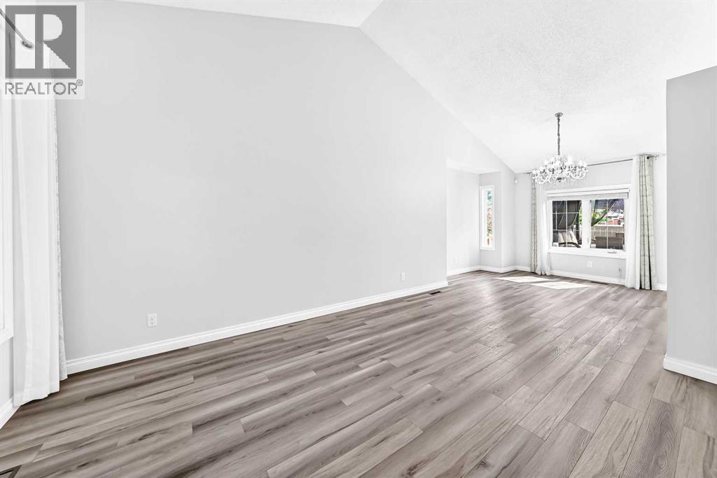 147 Macewan Drive Nw, Calgary, Alberta  T3K 3G5 - Photo 10 - A2335966