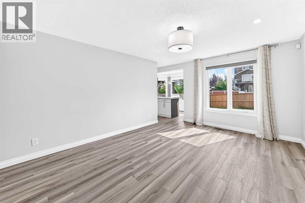 147 Macewan Drive Nw, Calgary, Alberta  T3K 3G5 - Photo 19 - A2335966