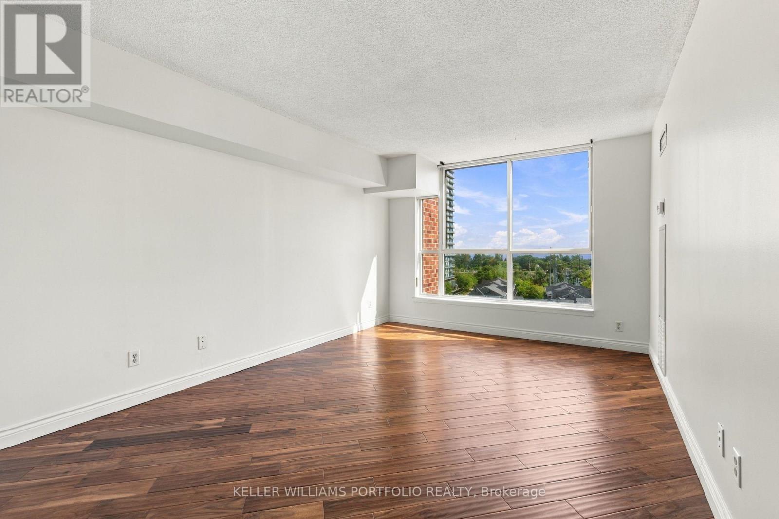940 - 22 Southport Street, Toronto, Ontario  M6S 4Y9 - Photo 18 - W13803566
