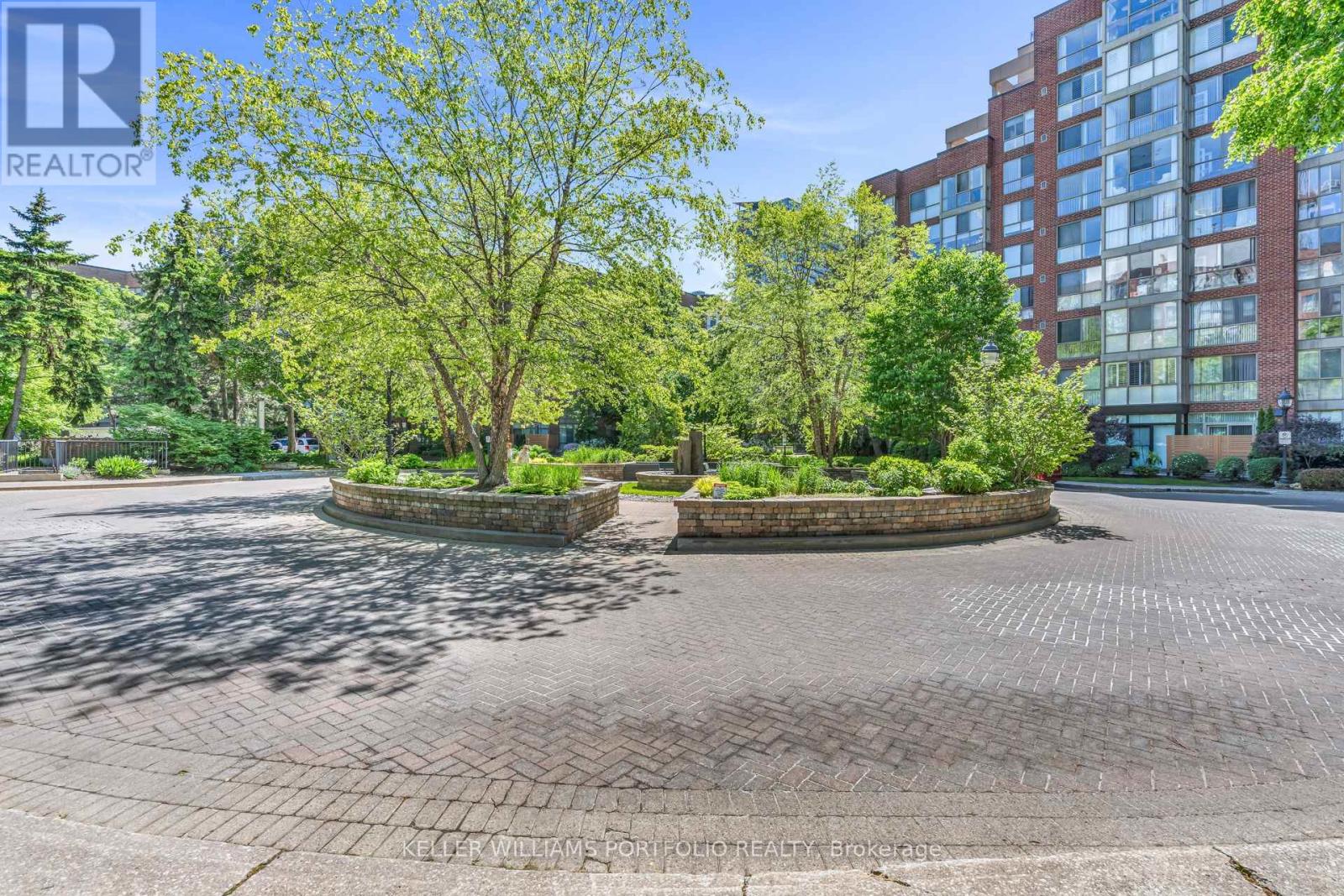 940 - 22 Southport Street, Toronto, Ontario  M6S 4Y9 - Photo 38 - W13803566
