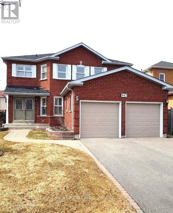 MAIN - 942 SANDCLIFF DRIVE, Oshawa, Ontario
