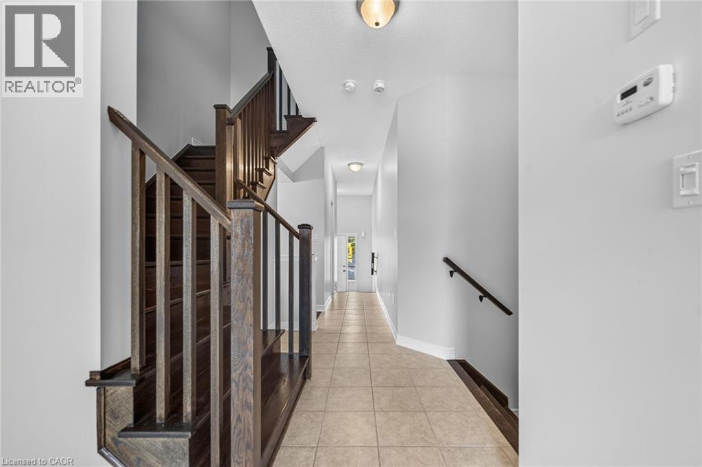 165 Lormont Boulevard, Stoney Creek, Ontario  L8J 0K2 - Photo 8 - 40864852