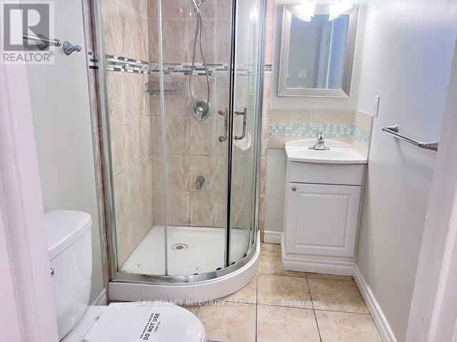 22 Dunbar Crescent, Markham, Ontario  L3R 6W8 - Photo 18 - N13806978