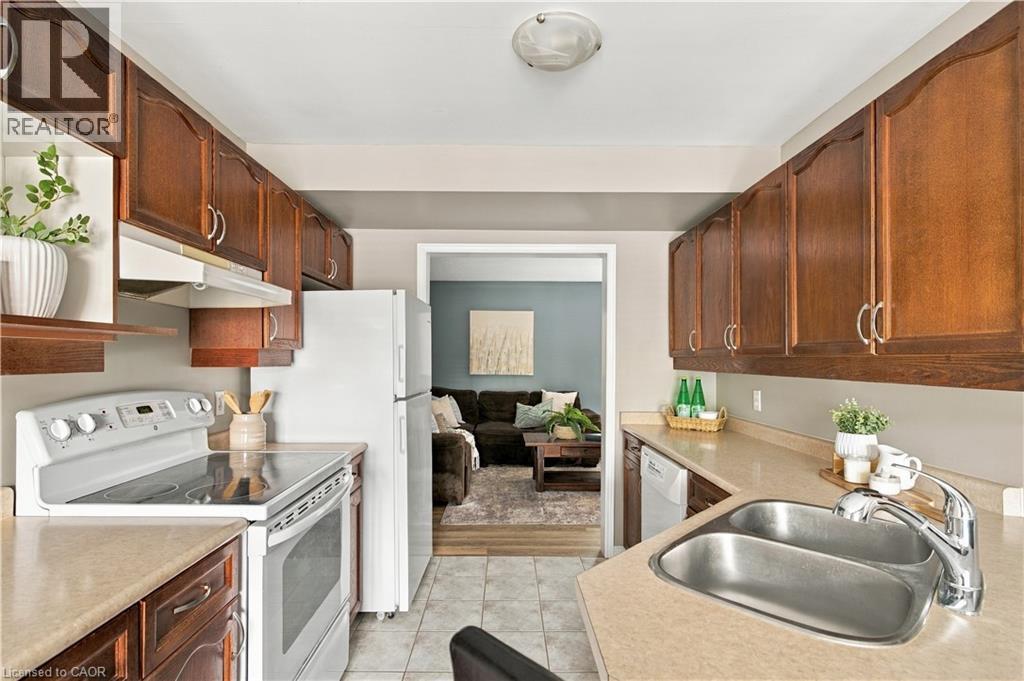 235 Saginaw Parkway Unit# 69, Cambridge, Ontario  N1T 1X4 - Photo 7 - 40861455