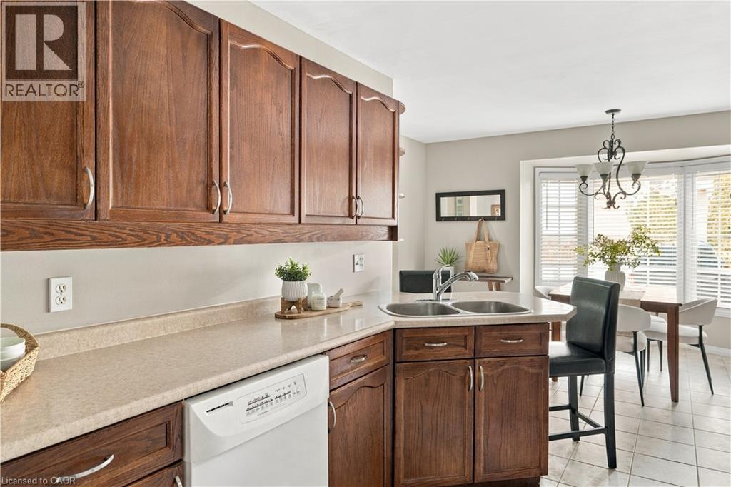 235 Saginaw Parkway Unit# 69, Cambridge, Ontario  N1T 1X4 - Photo 10 - 40861455