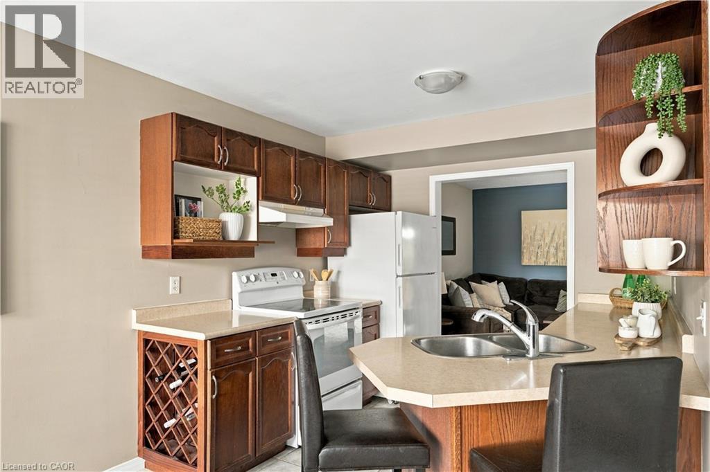 235 Saginaw Parkway Unit# 69, Cambridge, Ontario  N1T 1X4 - Photo 6 - 40861455