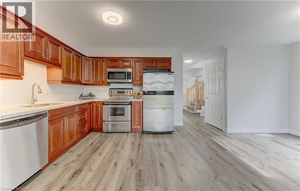 612 Brandenburg Boulevard, Waterloo, Ontario  N2T 2V3 - Photo 15 - 40859764