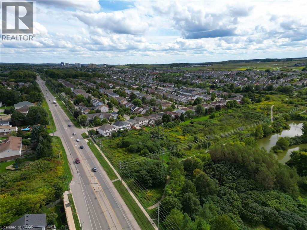 612 Brandenburg Boulevard, Waterloo, Ontario  N2T 2V3 - Photo 46 - 40859764
