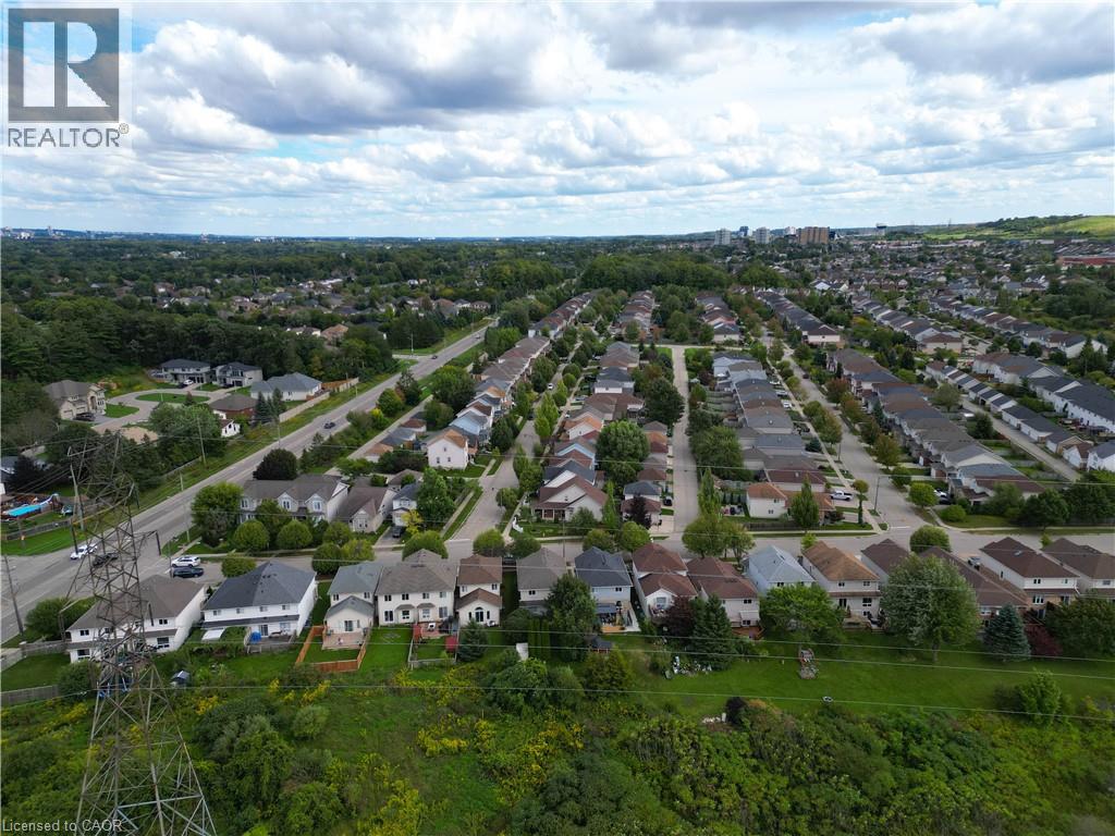 612 Brandenburg Boulevard, Waterloo, Ontario  N2T 2V3 - Photo 44 - 40859764