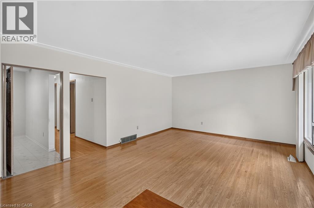 80 Sarasota Avenue, Hamilton, Ontario  L9C 3X5 - Photo 6 - 40861016