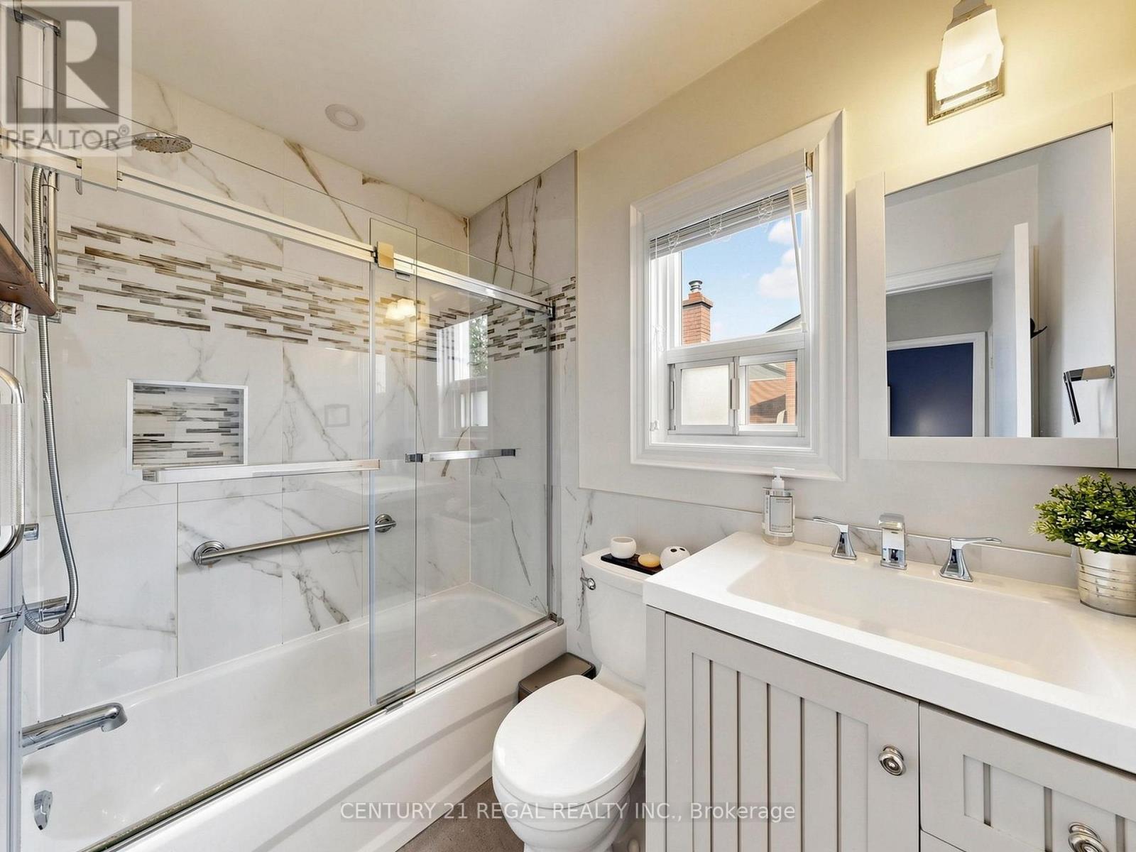 77 Billington Crescent, Toronto, Ontario  M3A 2G7 - Photo 30 - C13807000