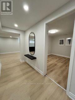 Basement Unit - 141 Brighton Avenue, Toronto (Bathurst Manor), Ontario  M3H 4E1 - Photo 10 - C13807048